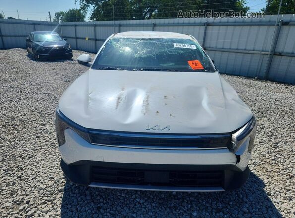 3KPFU4DE2SE122056 2025 KIA K4 White Widok z przodu