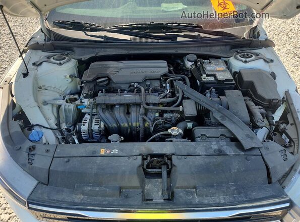 3KPFU4DE2SE122056 2025 KIA K4 White Widok wnętrza z tyłu