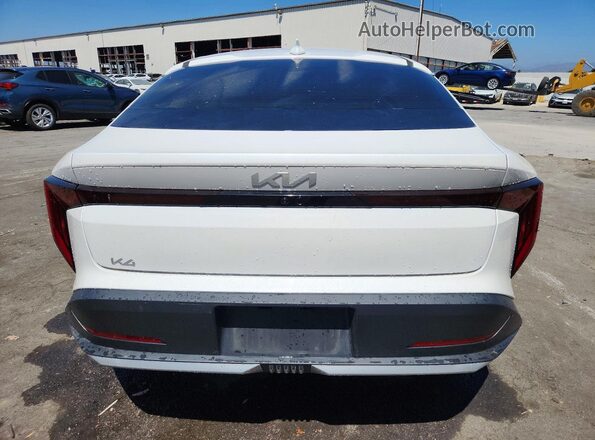 3KPFU4DE2SE124261 2025 KIA K4 White Rear view