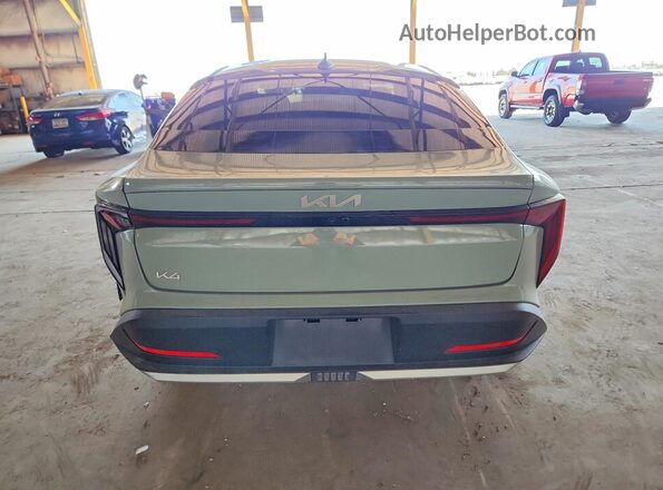 3KPFU4DE3SE006896 2025 KIA K4 Gray Rear view