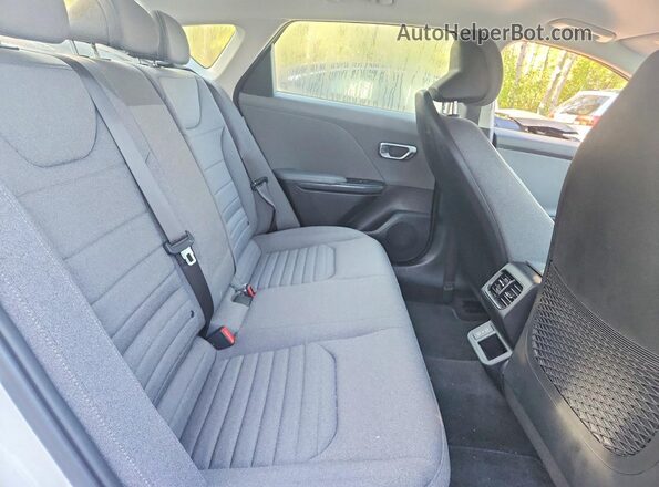 3KPFU4DE3SE115231 2025 KIA K4 White 