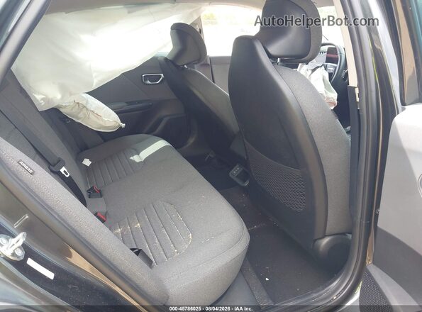 3KPFU4DE3SE154563 2025 KIA K4 Gray VIN կոդի պիտակի տեսք