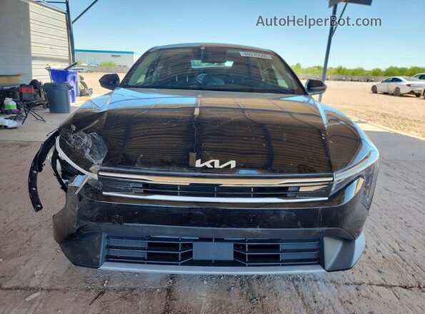 3KPFU4DE4SE016398 2025 KIA K4 Black Vista frontal