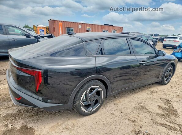 3KPFU4DE4SE143653 2025 KIA K4 Black უკანა მარჯვენა