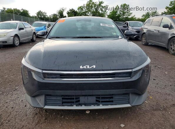 3KPFU4DE4SE181867 2025 KIA K4 Черный Вид спереди