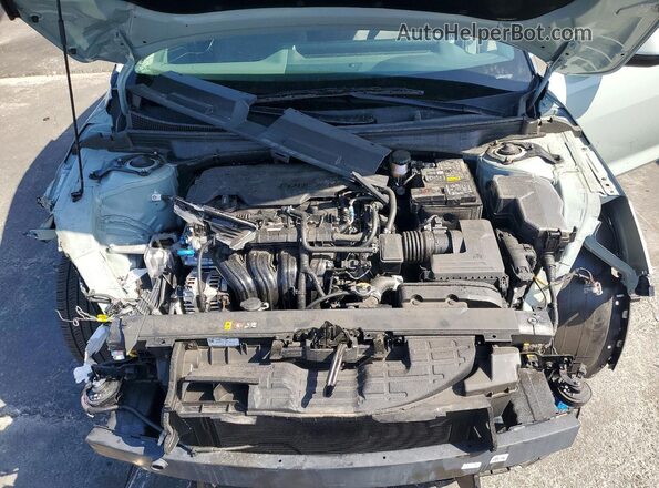3KPFU4DE4SE192724 2025 KIA K4 Silver Rear interior view