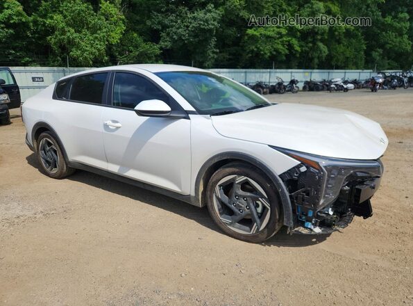 3KPFU4DE5SE201642 2025 KIA K4 White წინა მარჯვენა
