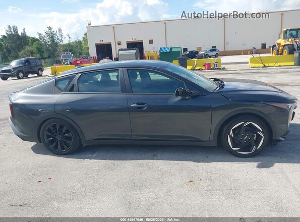 3KPFU4DE6SE033302 2025 KIA K4 Gray Rear interior view