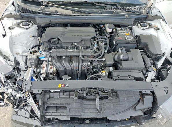 3KPFU4DE6SE137451 2025 KIA K4 White უკანა სალონის ხედი