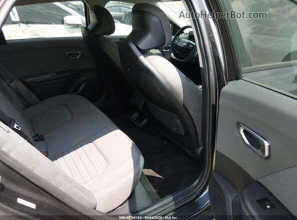 3KPFU4DE6SE211435 2025 KIA K4 Gray VIN კოდის სტიკერის ხედი