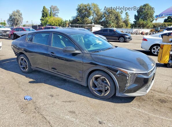 3KPFU4DE7SE069452 2025 KIA K4 Black Przód prawy