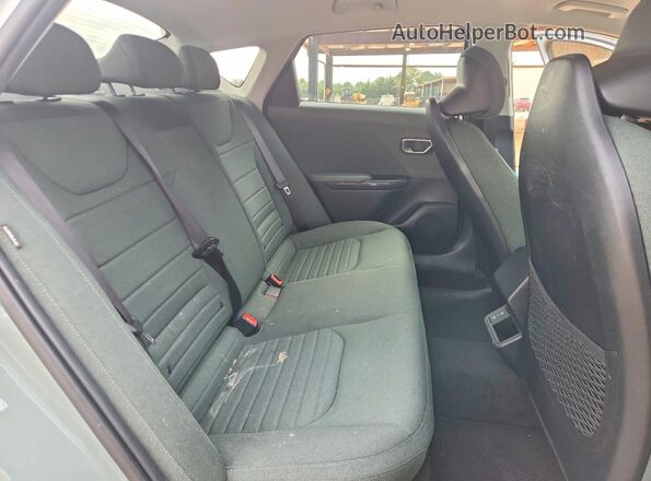 3KPFU4DE7SE137586 2025 KIA K4 Green Rear seats view