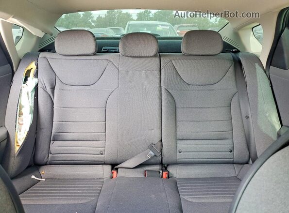 3KPFU4DE8SE031633 2025 KIA K4 Black Vista de los asientos traseros