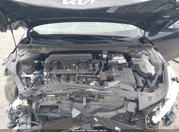 3KPFU4DE9SE056749 2025 KIA K4 Black Rear view