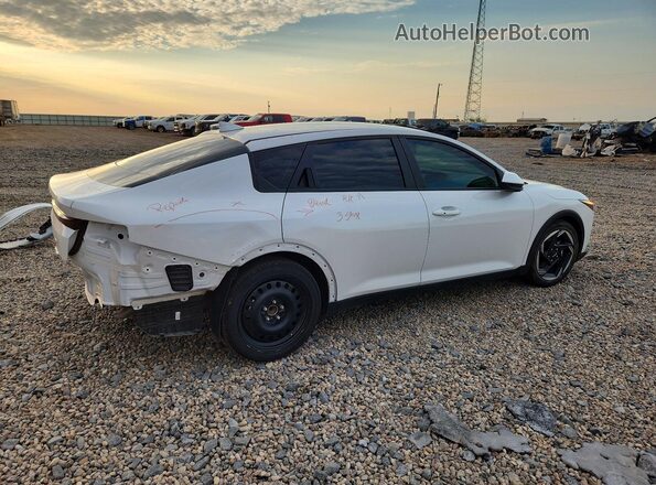 3KPFU4DEXSE014574 2025 KIA K4 White Задня права чверть