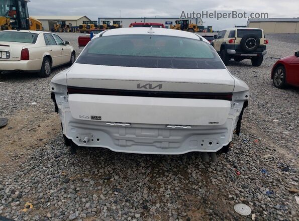 3KPFW4DC2SE164915 2025 KIA K4 White Vista trasera
