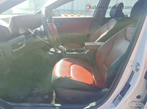 3KPFW4DE0SE170505 2025 KIA K4 White წინა სალონის ხედი
