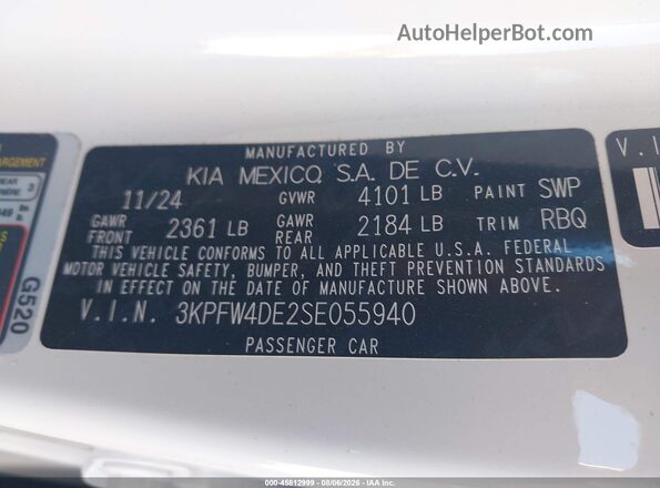 3KPFW4DE2SE055940 2025 KIA K4 White Շարժիչի բաժամունքի տեսք