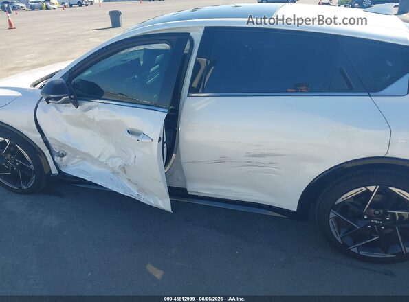 3KPFW4DE2SE055940 2025 KIA K4 White Դիմացի տեսք