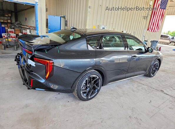 3KPFW4DE2SE073032 2025 KIA K4 Gray Rear right
