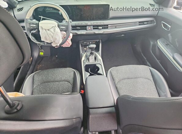 3KPFW4DE4SE167901 2025 KIA K4 Gray Вид панелі приладів