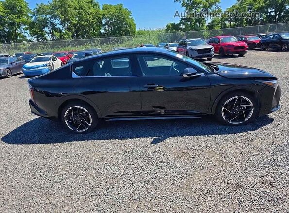 3KPFW4DE7SE158464 2025 KIA K4 Black VIN კოდის სტიკერის ხედი