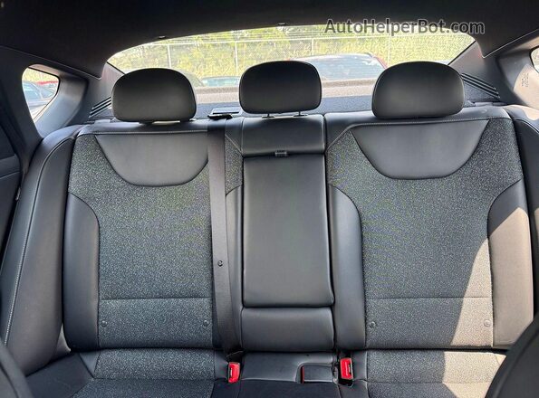 3KPFW4DE7SE158464 2025 KIA K4 Black უკანა სავარძლების ხედი