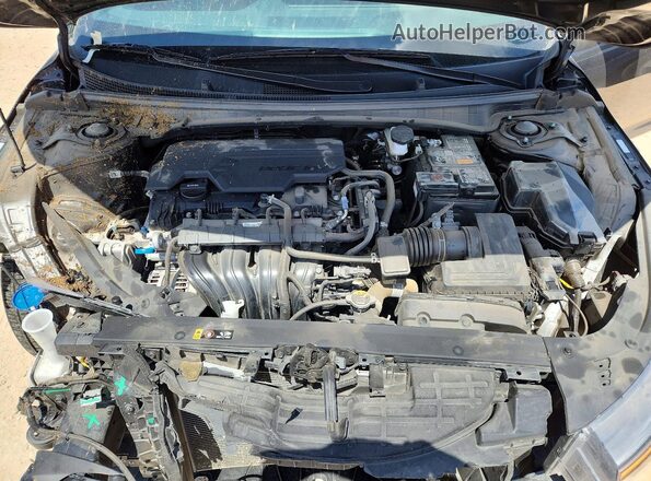 3KPFW4DE8SE093589 2025 KIA K4 Black Սալոնի հետևի տեսք