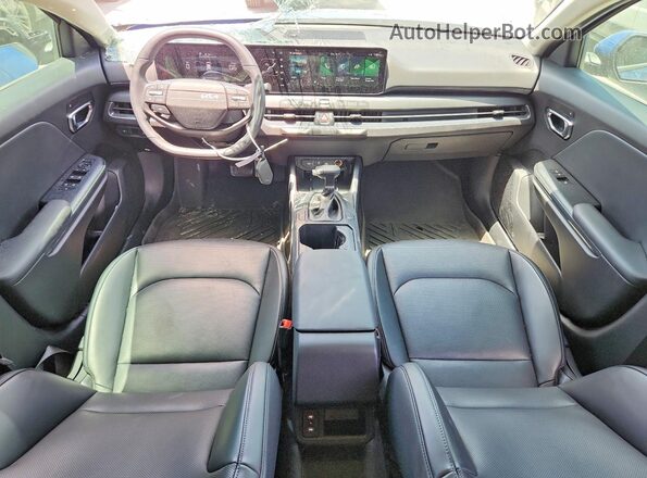 3KPFX5DE0TE321301 2026 KIA K4 Blue Widok deski rozdzielczej