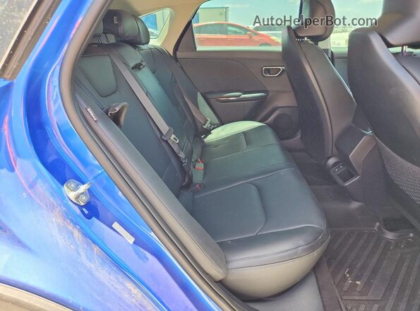 3KPFX5DE0TE321301 2026 KIA K4 Blue Widok tylnych siedzeń