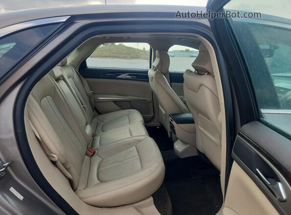 3LN6L2G90GR622363 2016 LINCOLN MKZ Gray Vista de los asientos traseros