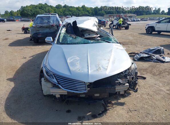 3LN6L2G92GR617052 2016 LINCOLN MKZ Silver Dashboard view