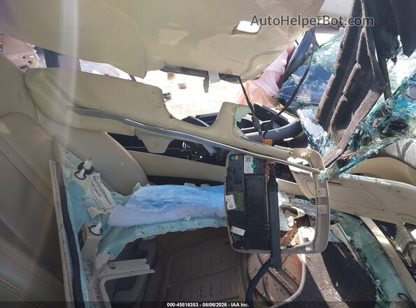 3LN6L2G92GR617052 2016 LINCOLN MKZ Silver Front interior view