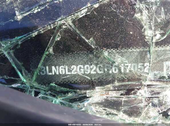 3LN6L2G92GR617052 2016 LINCOLN MKZ Silver Engine compartment view