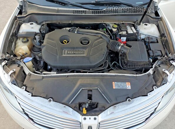3LN6L2G99GR616965 2016 LINCOLN MKZ Белый Вид задней части салона