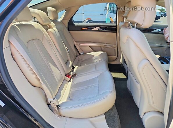 3LN6L2GK3GR624322 2016 LINCOLN MKZ Black Вид задніх сидінь