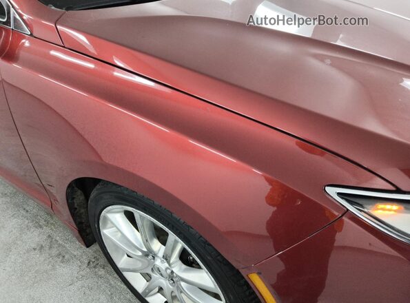 3LN6L2LU7GR634438 2016 LINCOLN MKZ Red 