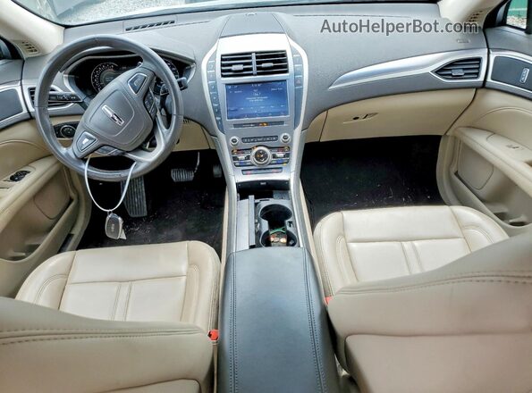 3LN6L5A91LR604006 2020 LINCOLN MKZ Silver Vista del salpicadero