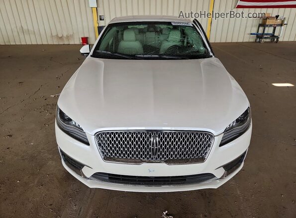 3LN6L5A97LR608691 2020 LINCOLN MKZ White Front view