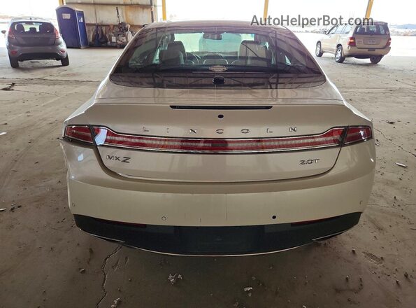 3LN6L5A97LR608691 2020 LINCOLN MKZ White Rear view