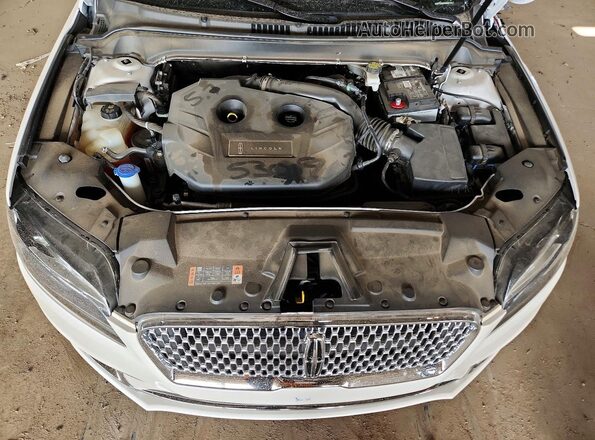 3LN6L5A97LR608691 2020 LINCOLN MKZ White Rear interior view
