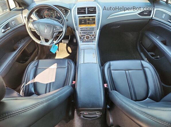 3LN6L5B95JR620530 2018 LINCOLN MKZ Black Vista del salpicadero