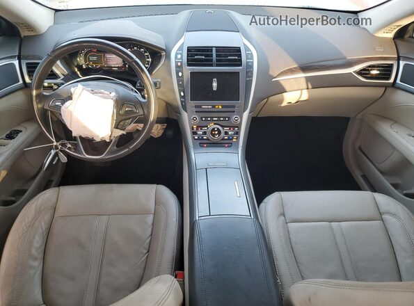 3LN6L5C91HR646048 2017 LINCOLN MKZ Burgundy Вид панелі приладів