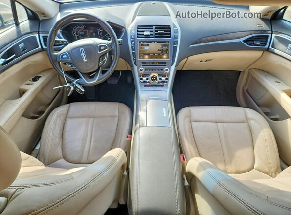3LN6L5D91HR622296 2017 LINCOLN MKZ Gold Vista del salpicadero
