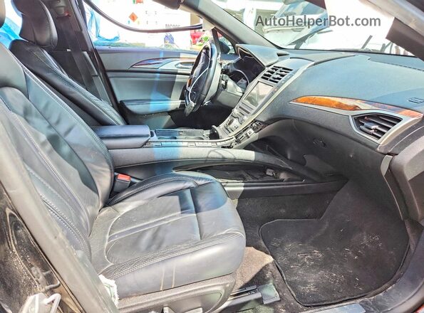 3LN6L5D99HR665381 2017 LINCOLN MKZ Black Widok wnętrza z przodu