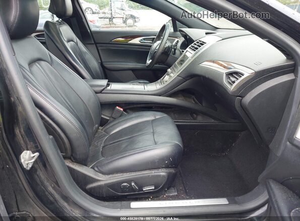 3LN6L5E95HR646180 2017 LINCOLN MKZ Черный Вид салона спереди