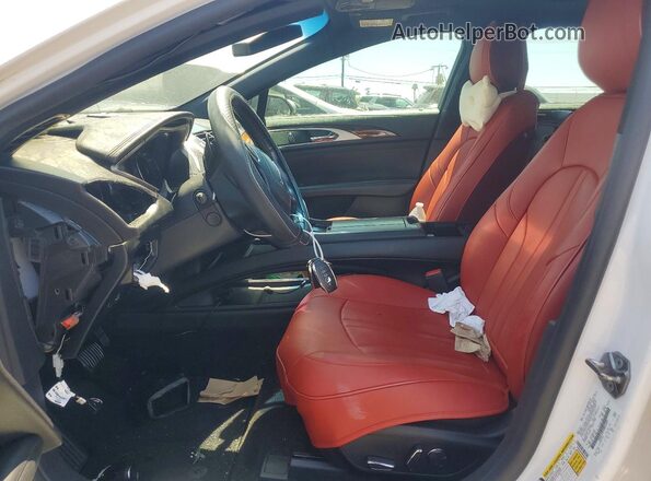 3LN6L5E95HR665604 2017 LINCOLN MKZ White Вид салону спереду