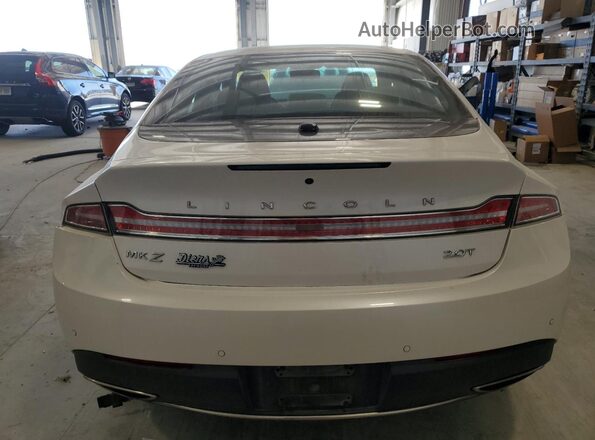 3LN6L5E97JR628964 2018 LINCOLN MKZ White Widok wnętrza z tyłu