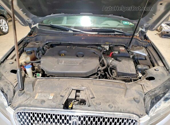 3LN6L5F91JR611415 2018 LINCOLN MKZ Silver Widok wnętrza z tyłu