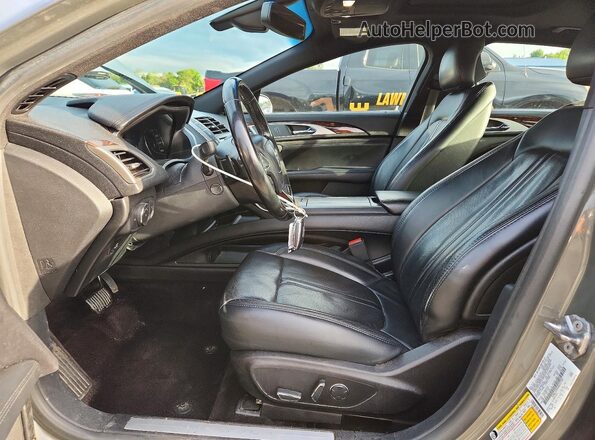 3LN6L5F94HR637730 2017 LINCOLN MKZ Gray Вид салону спереду